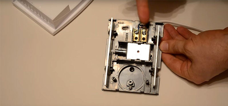 fix door bell in Country Walk